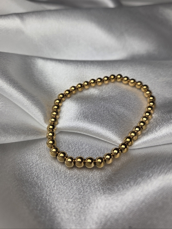 Jewelry - NWT 14k Gold Filled Bead Stretch Bracelet